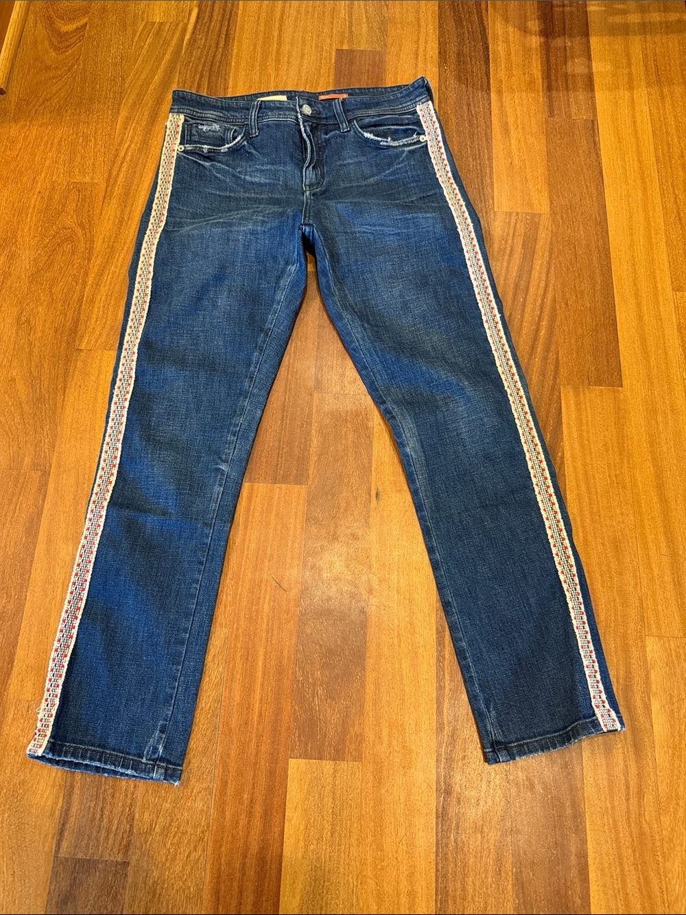 Pilcro slim boyfriend crop Jeans with Embroidered Sides
